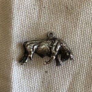 Detailed Spanish Bull Montana Flag Charm